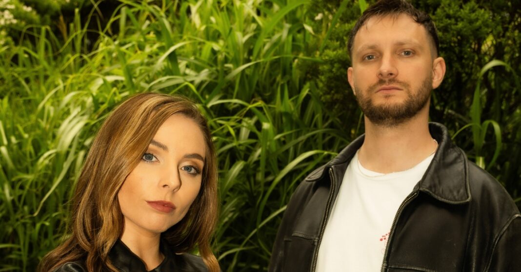 Coldabank & Stephani B lock in with Peonie for a no-nonsense floor-filler Coldabank & Stephani B lock in with Peonie for a no-nonsense floor-filler